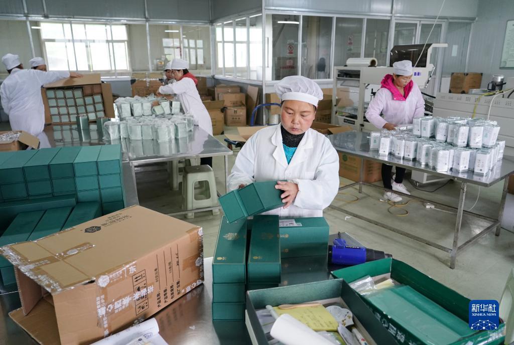 陕西西乡 人均一亩茶，富民美如画